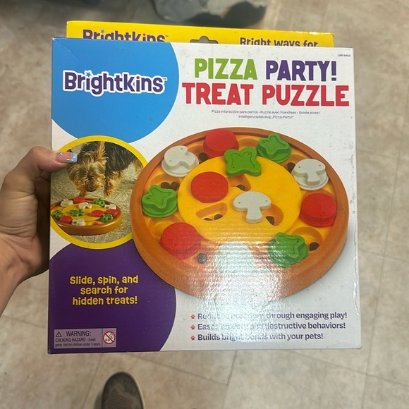 Dog puzzle for dogs brand new in box - Picture 1 of 2